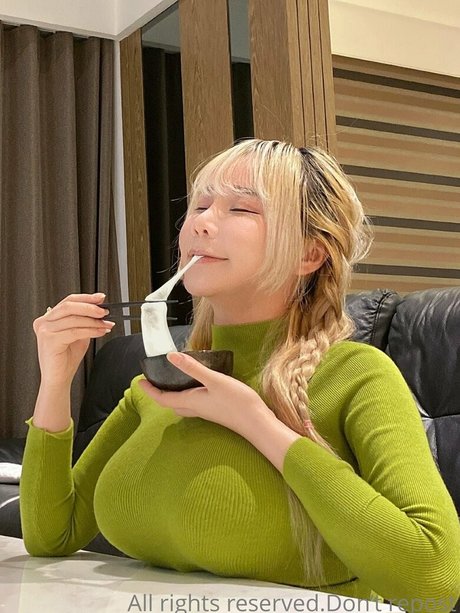 janielin セクシーなスター 写真