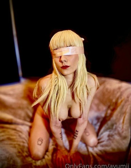 ayumii トップスター 写真