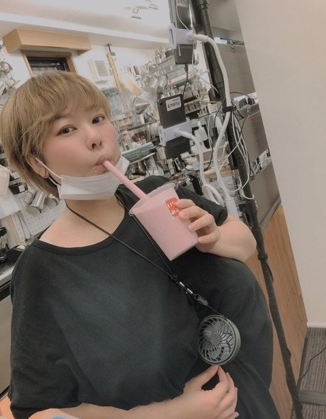 Pchan 666 セックスモデル 写真