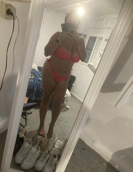 xeniahelleincgoddess 美しい女優 写真