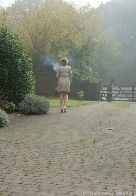 柔軟なティーンオンリーファン セクシーxxx ギャラリー