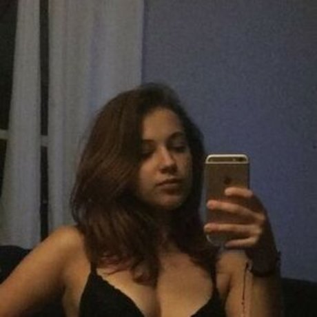 Ghodly 美しい女優 ギャラリー