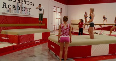 金髪の小人オンリーファンズ xxx 画像