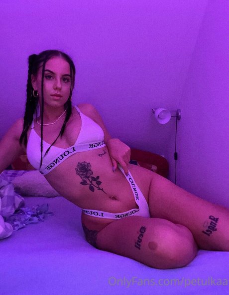 petulkaa ポルノスター 画像