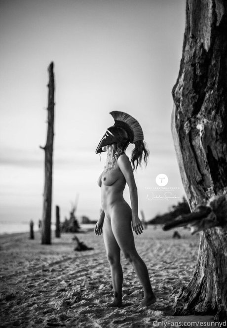 esunnyd 無料モデル 写真