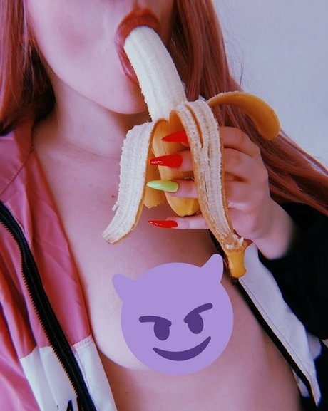 Eva Moon ポルノモデル ギャラリー