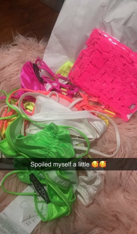 paisleypepper アダルトモデル 写真