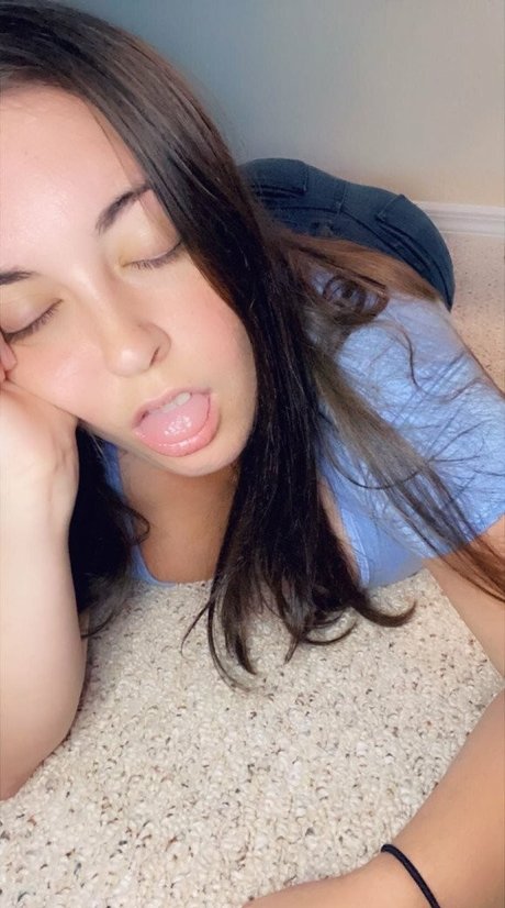 大きなプッシー唇オンリーファンズ 美しい ギャラリー