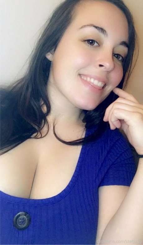 Stef Juicy ポルノスター 画像