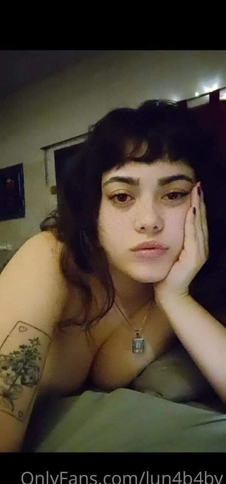 lun4b4by 無料モデル 写真