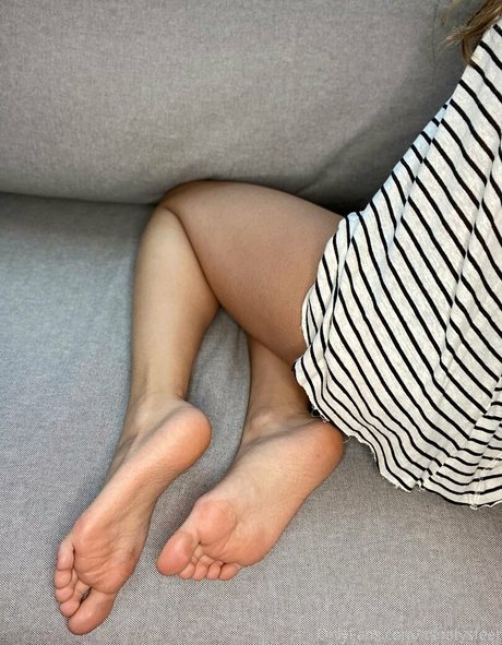 アラブの女の子オンリーファンズ アートヌード ギャラリー