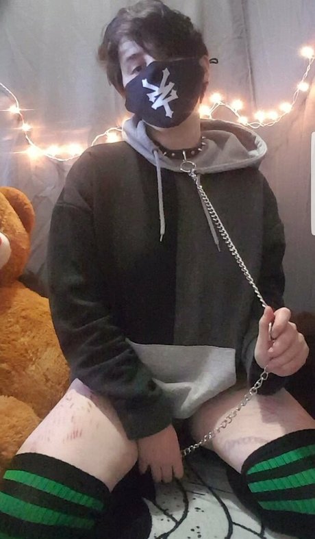 フェイシャルオンリーファンズ 美しい裸 ギャラリー