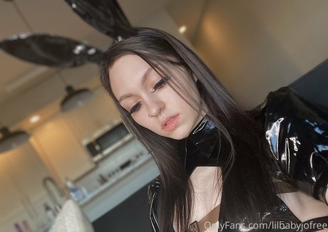 lilbabyjofree ポルノスター ヌード アーカイブ