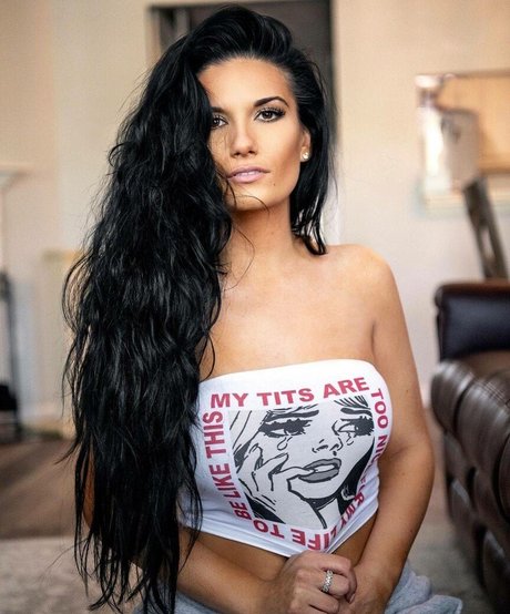 Derynn Paige 美しいポルノスター 写真