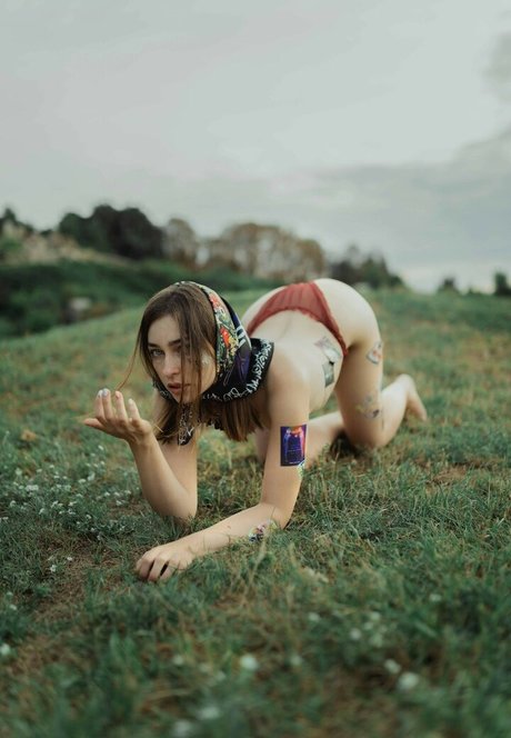 Olia Malyuchenko ポルノスター アーカイブ