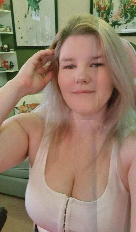 ofcfoxxy アート女優 写真