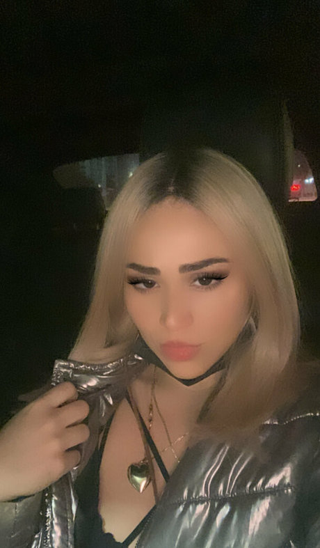 asmr 足 オンリーファンズ 無料セックス 画像