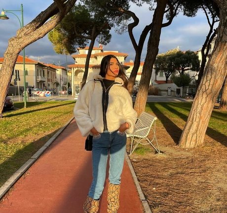 赤毛の痩せたオンリーファンズ 無料アダルト ギャラリー