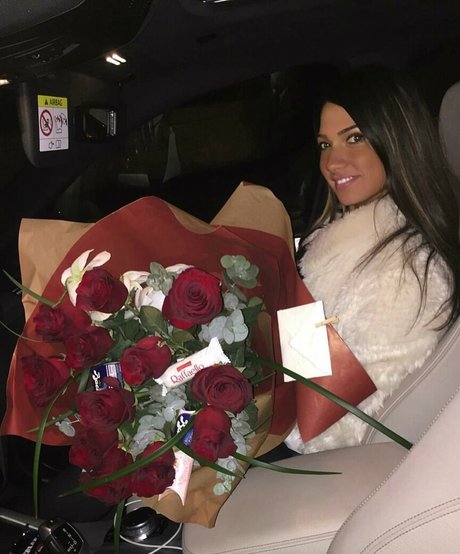 ワックスオンリーファン セクシーヌード 写真