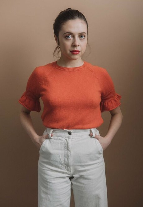 Bel Powley xxxスター 画像