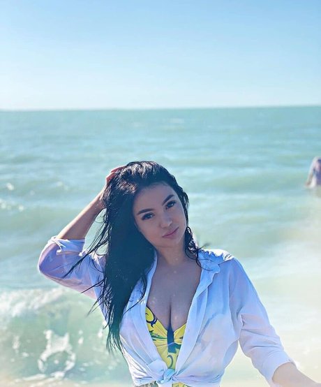 Asa Lochka セクシーなスター 画像