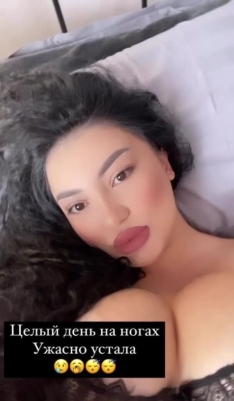 ミラーセルフィーオンリーファンズ 無料セックス 写真