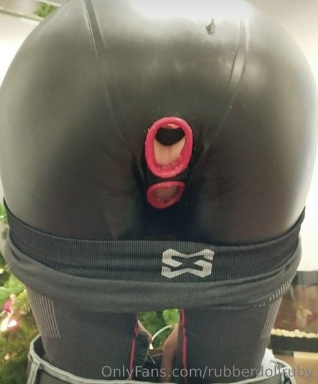 rubberdollruby 素敵なポルノスター 画像