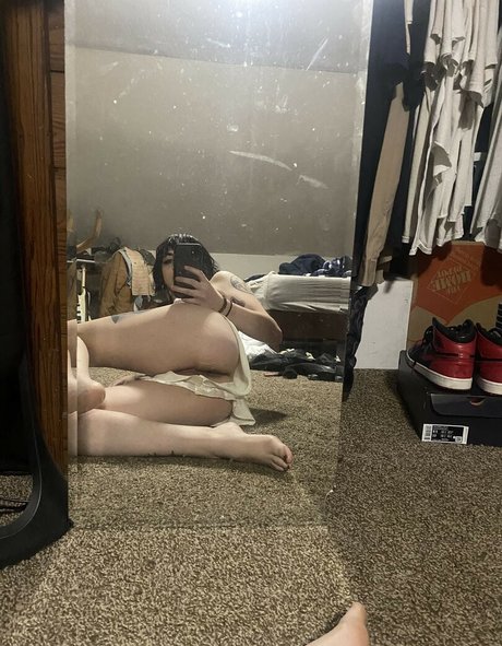 Baeprilludgate セクシーモデル 画像