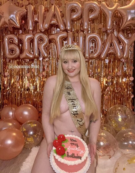 フラットオンリーファン 無料xxx 写真