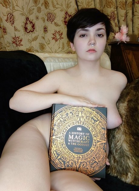 切断者オンリーファンズ トップ 写真