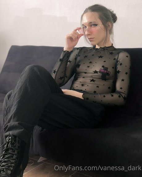 vanessa dark アートスター 画像