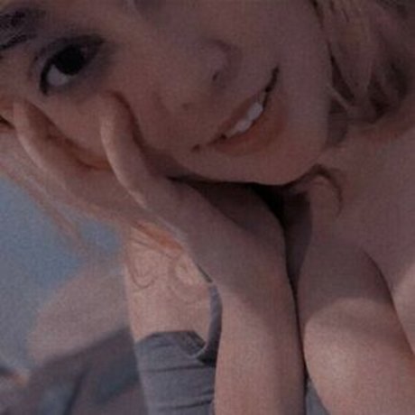 Morerealsimmisimz ポルノスター セクシー 画像