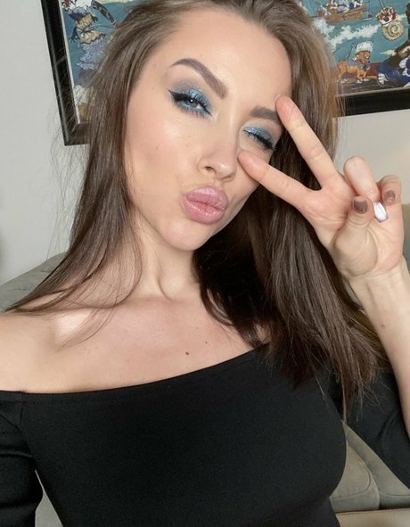 Kristina Sweet 完璧なポルノスター 写真