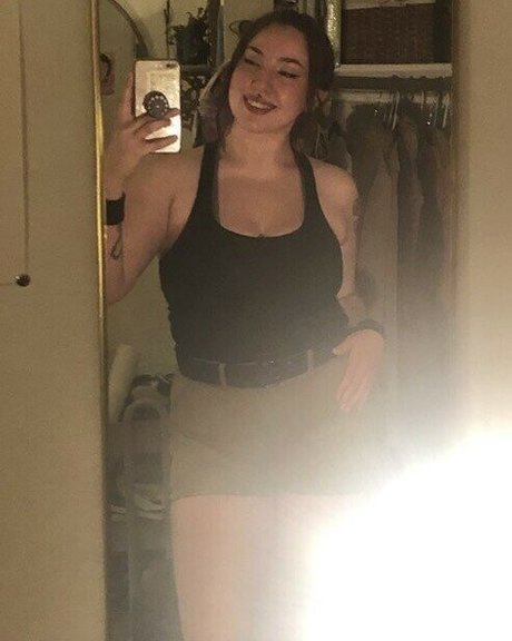 deathbydesign ポルノモデル 画像