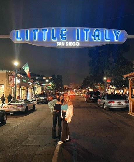 ぽっちゃりカップルオンリーファンズ セクシーヌード 画像