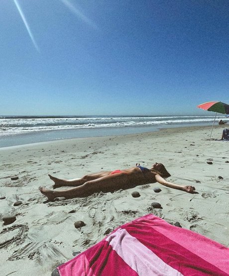 Ella Horan トップスター 写真