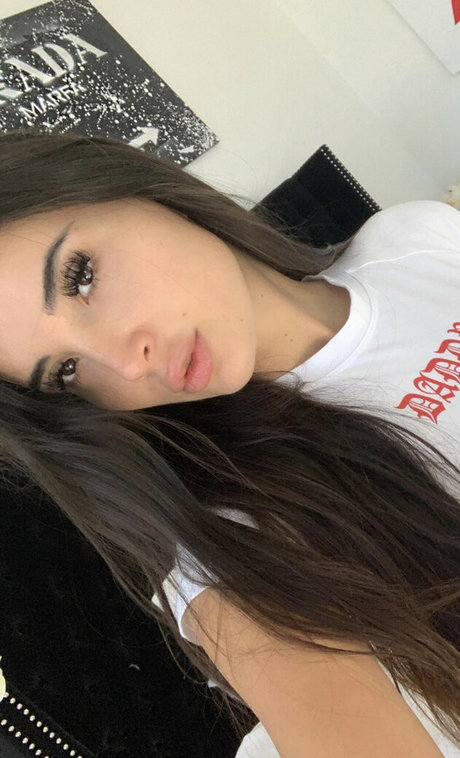 軍事オンリーファンズ ホットセックス 画像