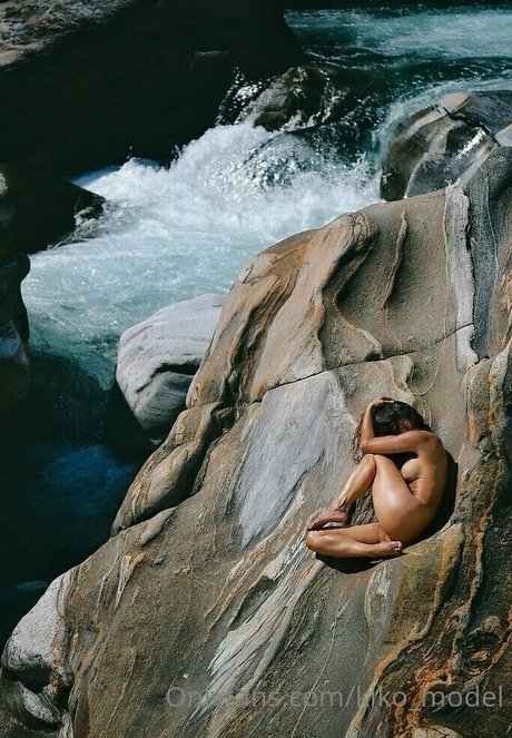 kiko model ポルノスター 画像