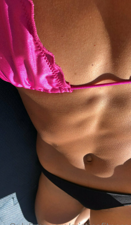 cristinafitness ポルノスター アダルト 写真