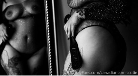 金髪オナニーオンリーファンズ HD 写真