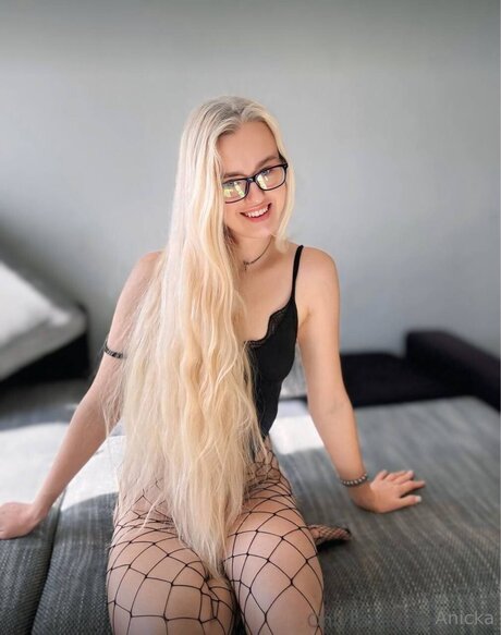 aniicka 最高のモデル ギャラリー