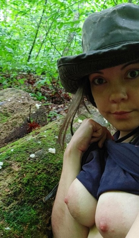 最もホットなティーンオンリーファン 無料セックス 写真