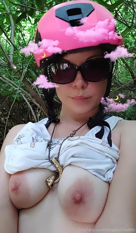 ssbbw オンリーファンズ ヌード 写真