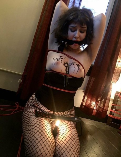 knottydevil ポルノスター xxx 写真