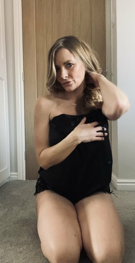 msyates72 セックスモデル 画像