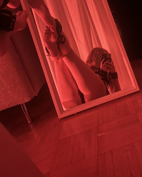 Wannaib ポルノスター アート 画像