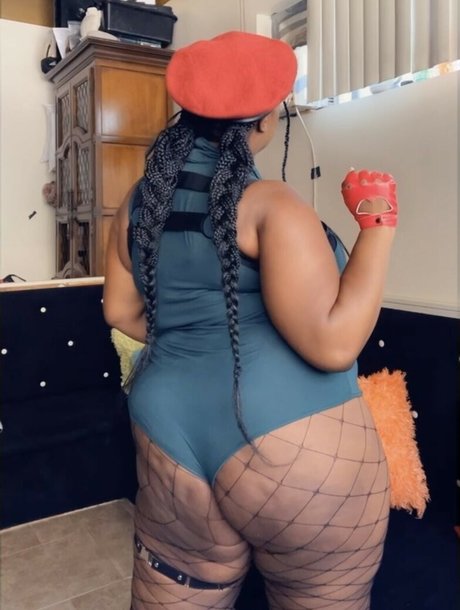 GoddessCocoaLuna 美しいモデル 写真