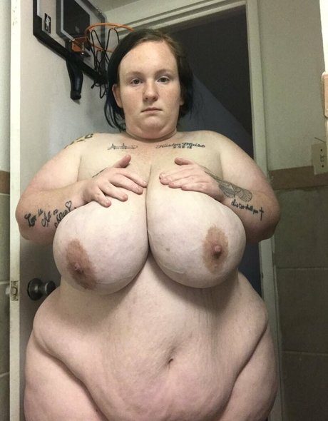 laceee1996 独占女優 写真