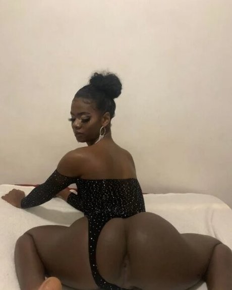 Melissa Vitoria ヌードのポルノスター 写真