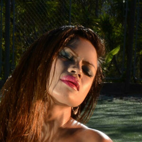 スムーズなオンリーファンズ エロ 写真